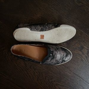 Frye Melanie Slip On Flats, US9
